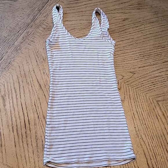 XS Maternity Tank Top stripe A Pea In A Pod - Picture 6 of 9